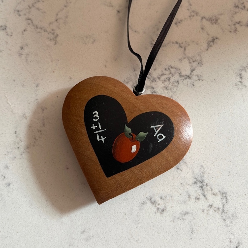 Karen Styons Heart pendant